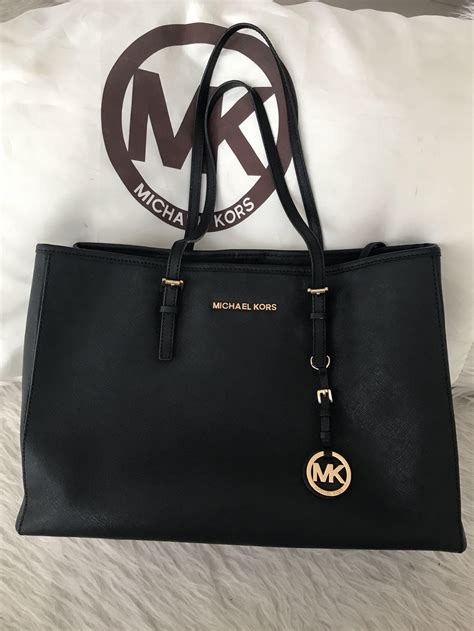 gambar tas michael kors|Michael Kors usa.